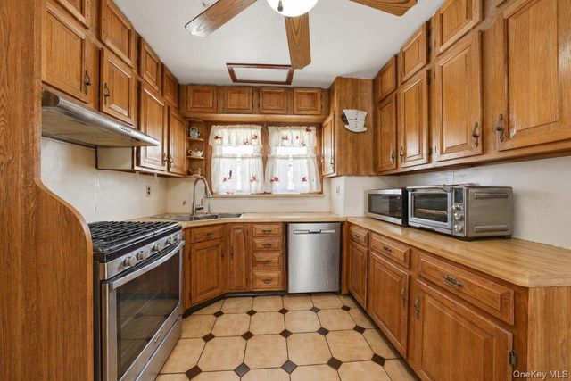 7 Byron Avenue, Yonkers, NY 10704