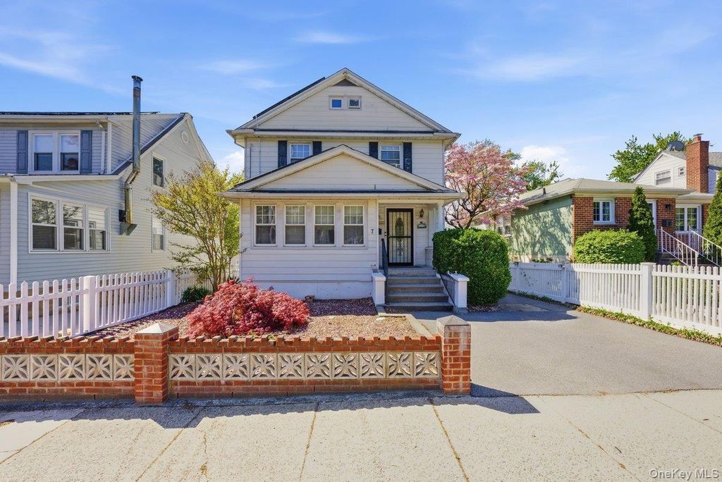 7 Byron Avenue, Yonkers, NY 10704