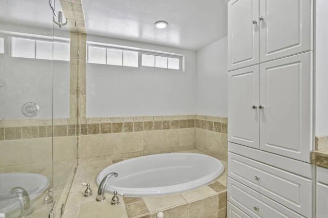1460 Orpheus Avenue, Encinitas, CA 92024