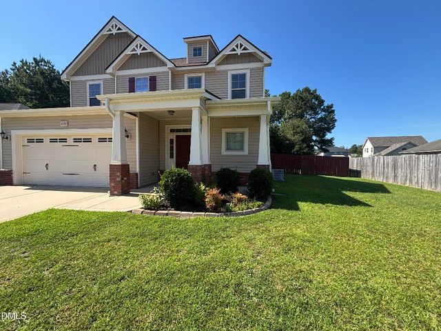 438 Roanoke Drive, Raeford, NC 28376