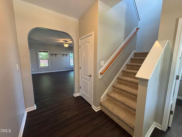 438 Roanoke Drive, Raeford, NC 28376