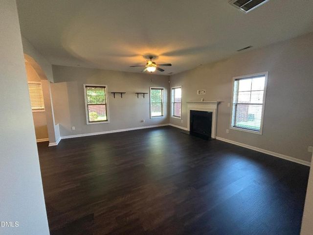 438 Roanoke Drive, Raeford, NC 28376