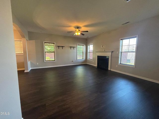 438 Roanoke Drive, Raeford, NC 28376