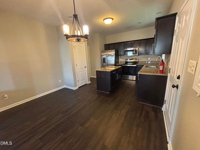438 Roanoke Drive, Raeford, NC 28376