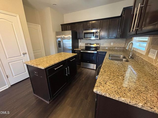 438 Roanoke Drive, Raeford, NC 28376