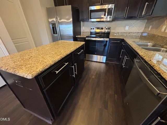 438 Roanoke Drive, Raeford, NC 28376