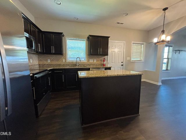 438 Roanoke Drive, Raeford, NC 28376