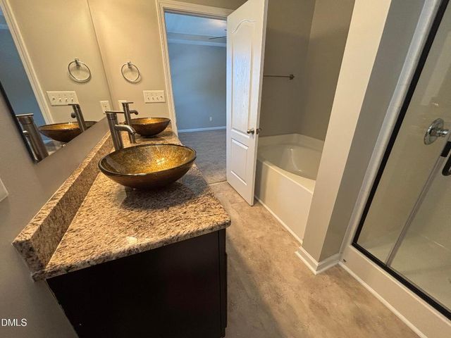 438 Roanoke Drive, Raeford, NC 28376
