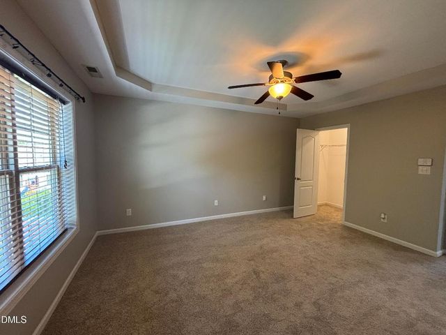 438 Roanoke Drive, Raeford, NC 28376