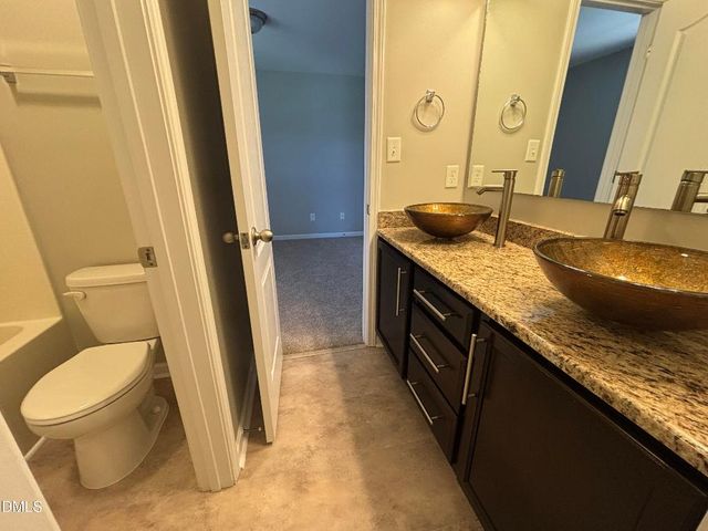 438 Roanoke Drive, Raeford, NC 28376