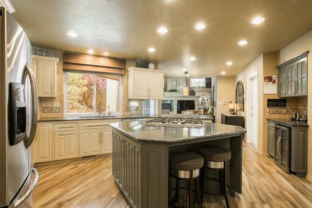 1509 Gray Rock Place NE, Albuquerque, NM 87112