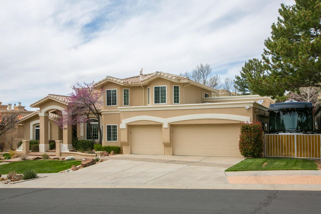 1509 Gray Rock Place NE, Albuquerque, NM 87112
