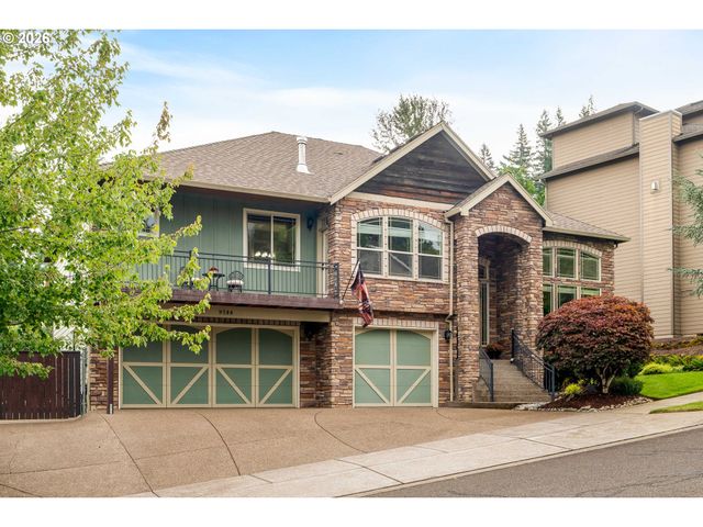 9588 Se NICHOLAS Dr, Happy Valley, OR 97086