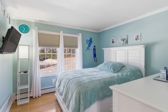 16 Princeton Rd, Hudson, MA 01749