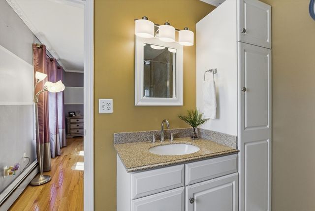 16 Princeton Rd, Hudson, MA 01749