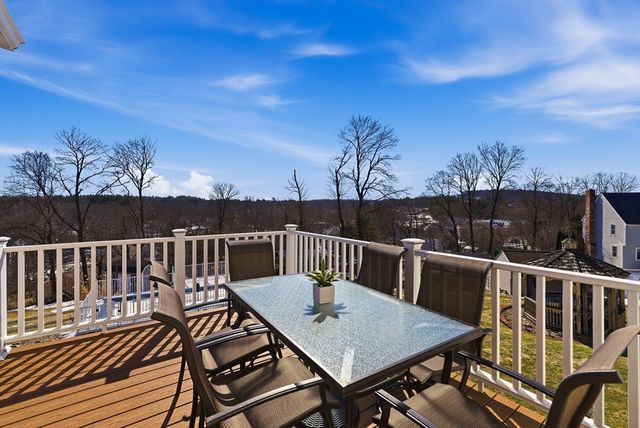 16 Princeton Rd, Hudson, MA 01749