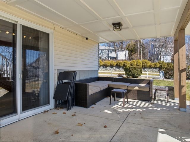16 Princeton Rd, Hudson, MA 01749