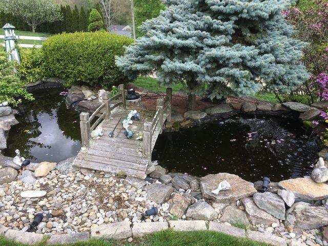 16 Princeton Rd, Hudson, MA 01749