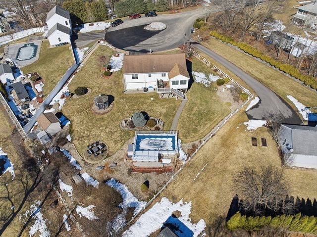 16 Princeton Rd, Hudson, MA 01749