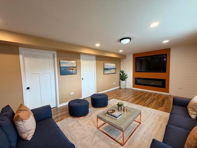 1817 218th Place, Sauk Village, IL 60411