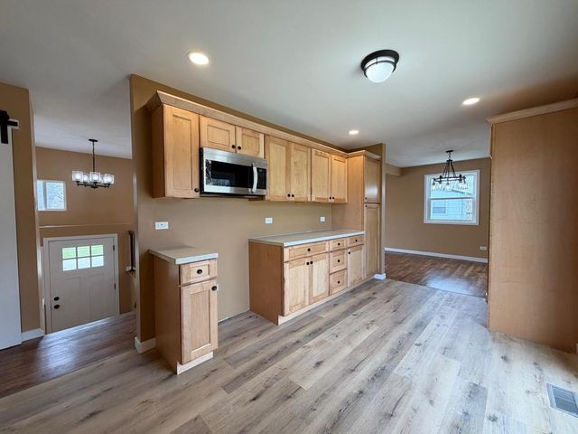 1817 218th Place, Sauk Village, IL 60411