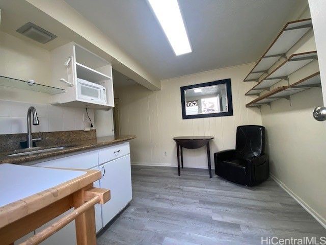 1382 Frank Street BACK, Honolulu, HI 96816