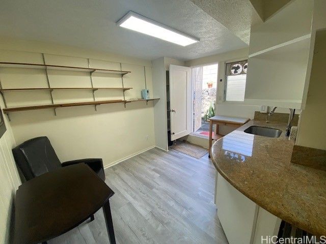 1382 Frank Street BACK, Honolulu, HI 96816