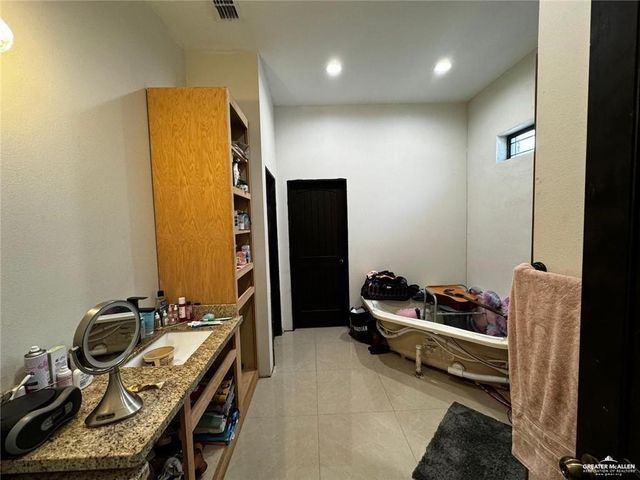 2117 Roman Street, Mission, TX 78573