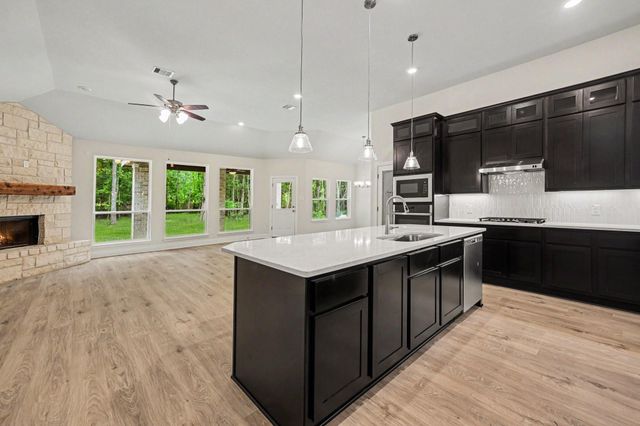 4516 Road 66112, Dayton, TX 77535
