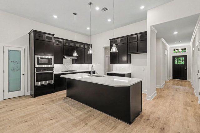 4516 Road 66112, Dayton, TX 77535