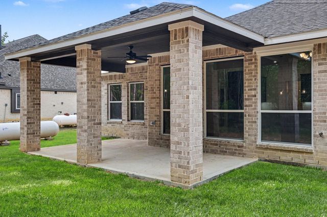 4516 Road 66112, Dayton, TX 77535