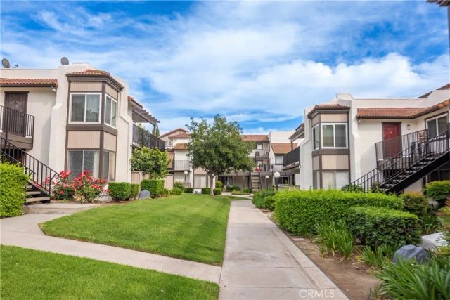 846 Cinnamon Lane 45, Duarte, CA 91010