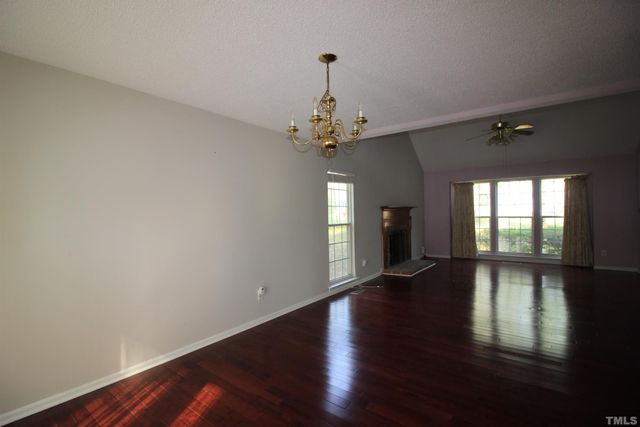 108 Foscoe Lane, Cary, NC 27513
