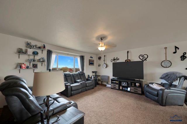 14839 FOX TRAIL, Box Elder, SD 57719