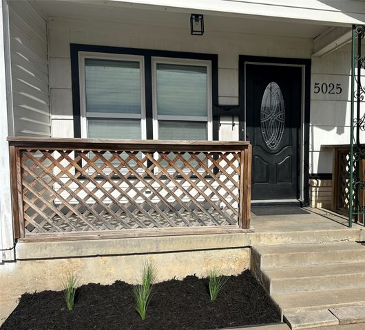 5025 Stephanie Drive, Haltom City, TX 76117