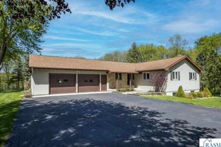 100 Stony Creek Circle, Mankato, MN 56001