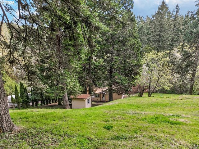 6791 Sw MILL Rd, Gaston, OR 97119