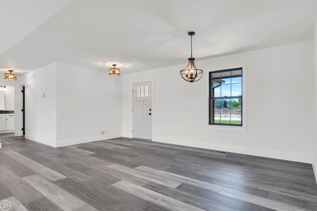 249 Shelldrake Lane, Saint Clair, MI 48079