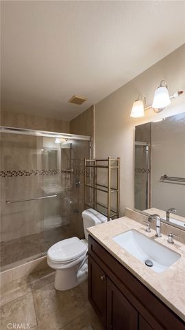 8 Monarch, Irvine, CA 92604