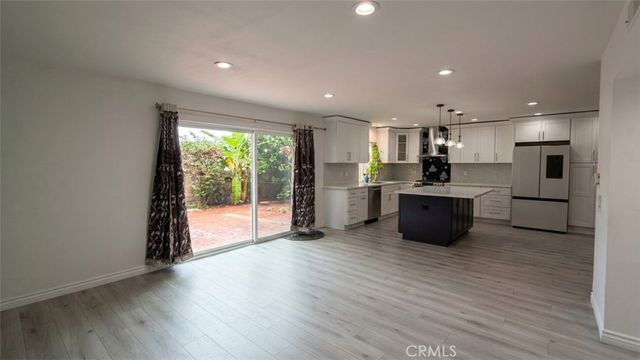 8 Monarch, Irvine, CA 92604
