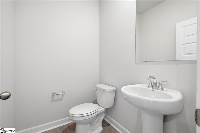 923 Rising Oak Court, Spartanburg, SC 29301