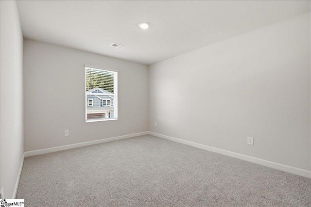 923 Rising Oak Court, Spartanburg, SC 29301