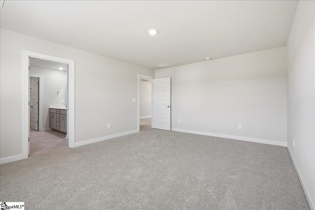 923 Rising Oak Court, Spartanburg, SC 29301
