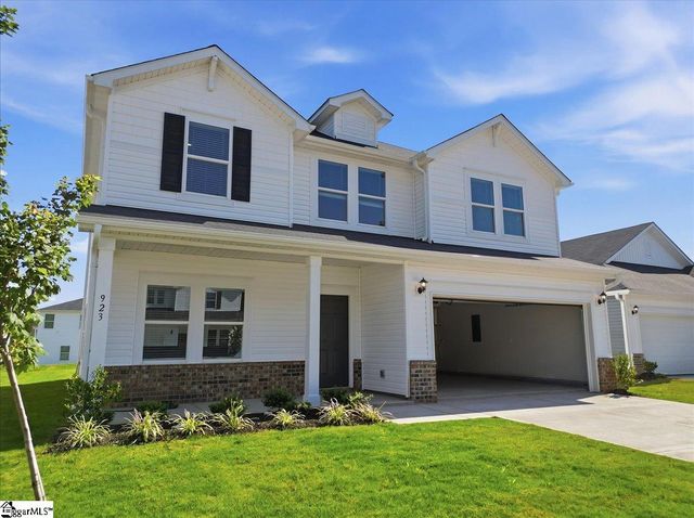 923 Rising Oak Court, Spartanburg, SC 29301