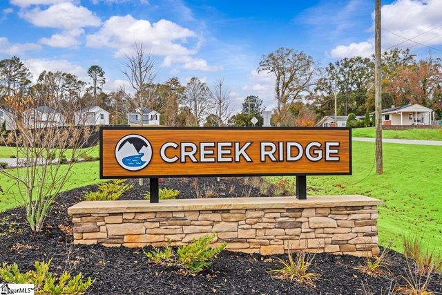923 Rising Oak Court, Spartanburg, SC 29301