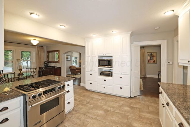 2115 S ONG Street, Amarillo, TX 79109