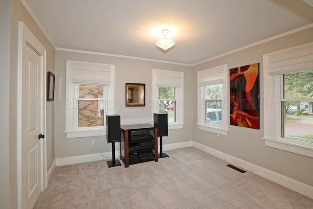 2115 S ONG Street, Amarillo, TX 79109