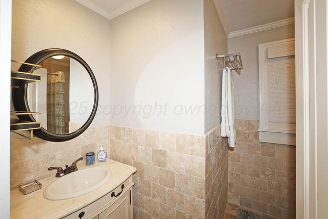 2115 S ONG Street, Amarillo, TX 79109