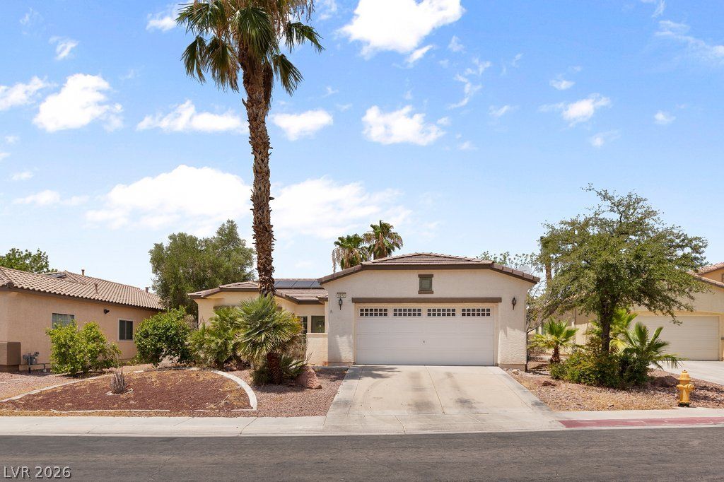 6243 Black Mane Way, North Las Vegas, NV 89081 — exterior