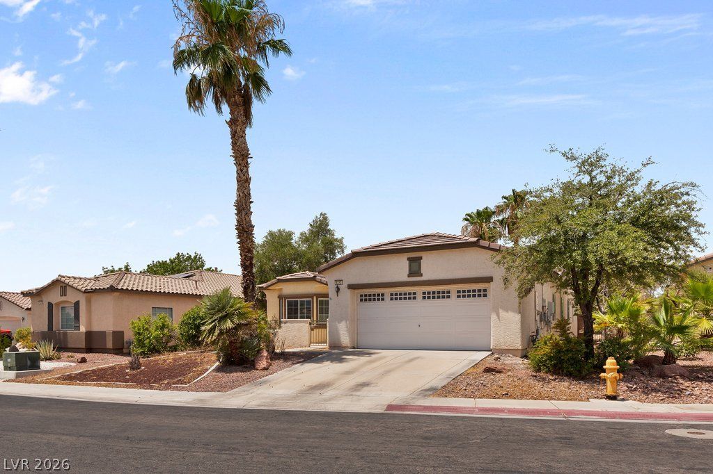 6243 Black Mane Way, North Las Vegas, NV 89081 — photo 2